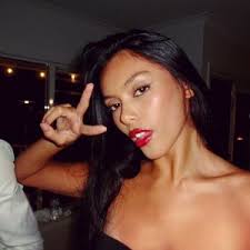 Kim Naylor (@kimmnaylor)