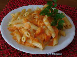 Pasta di fagioli neri con zucca e stracchino senza glutine e senza lattosio. Pasta Zucca E Stracchino I Piatti Del Buonumore