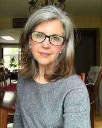 Joni S Grey Hair Transition Is A Must See Grey Hair Transformation Grey Hair Inspiration Long Gray Hair