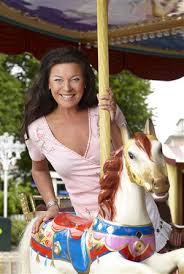Allsång, artister och massa mer! Allsang Med Stjarnglans Hos Lotta Pa Liseberg Allt Om Medias Blog