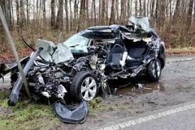 Über diesen unfall hat man viel geredet. Todllicher Unfall Auf Der B404 Bei Todendorf Lkw Fahrer Zu Geldstrafe Verurteilt