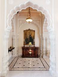 Inside An Indian Palace Where You Ll Eat Off Of Real Gold Palace Interior Indian Homes Indian Interior Design