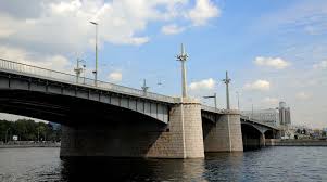 Соединяет выборгскую сторону и аптекарский остров, связывая выборгский и петроградский районы. Nochyu 19 Aprelya Razvedut Kantemirovskij Most Moika78 Ru Novosti Spb