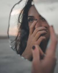 Portraitpage The Portraitpage Is Proud To Present This Masterpiece Photog Photography Inspiration Portrait Mirror Photography Creative Portrait Photography