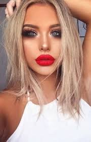 This Bright Red Lip Looks So Good With Her Blonde Hair Blonde Hair Red Lips Red Lipstick Makeup Lip Colors