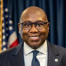 Rodney E. Hood (@Rodney_e_hood)