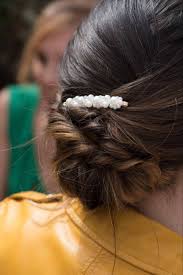 Barrette cheveux est un site de vente en ligne de tout un tas d'accessoires pour cheveux. Tendance 2019 Le Grand Retour De La Barrette A Cheveux Le Mag Wecasa