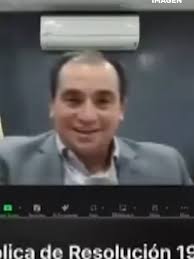 Tomás Vargas presidente electoral de #Jalisco se ve envuelto en un  escándalo, al no darse cuenta que ya había comenzando una grabación donde  emitió algunos comentarios misóginos.