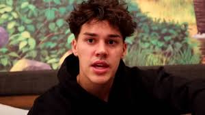 Noah beck ретвитнул(а) noah beck. Noah Beck Explains Why Joining Sway House Was The Hardest Decision He S Ever Made Dexerto