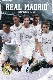 Real madrid official website with news, photos, videos and sale of tickets for the next matches. Real Madrid 2019 2020 Team Action Poster Plakat 3 1 Gratis Bei Europosters