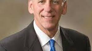 Publix CEO, retiring after 42 years, surprises Fort Lauderdale employees