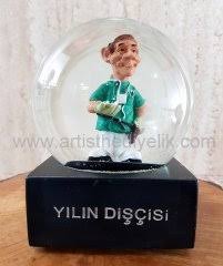 Yeni yıl özel şık davet kostümleri cadde 10'da bulunan hediye dükka'nında yerini aldı. Dis Hekimine Ne Hediye Alinir