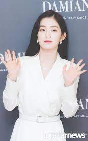 Последние твиты от damian marley (@damianmarley). Click For Full Resolution 191217 Red Velvet Irene At Damiani Boutique Opening Red Velvet Irene Red Velvet Damiani