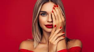 Film yıldızları gibi görünebilirsiniz! Pürüzsüz tırnaklar ve gür saçlar  imkansız değil - Sağlık Haberleri