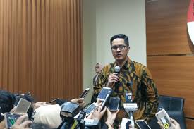 Taufiqurrahman saat itu diduga terlibat dalam kasus di lima proyek. Kasus Suap Bupati Nganjuk Sejumlah Pejabat Rumah Sakit Diperiksa Kpk