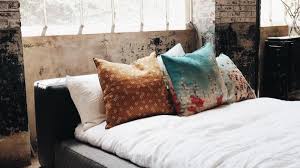 Eine mietminderung ist schon mal nicht ausgeschlossen. Schimmel Im Schlafzimmer Behandlung Gefahren Und Ursachen