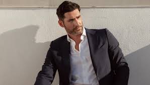 2,848,701 likes · 21,779 talking about this. Tom Ellis Talks Playing Identical Twins On Netflix S Lucifer