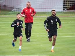 Verfolge den pressetalk mit hansi flick vor dem spiel des fc bayern münchen gegen union berlin am 28. Fc Bayern Hansi Flick Schwarmt Von Einem Neuem Spieler Ist Er Sein Neuer Lieblingsspieler Fc Bayern