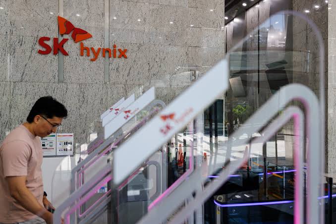 SK Hynix's Record Profits Fail to Satisfy Investors Amid AI Boom |  economica.org.uk
