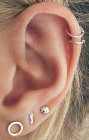 Minimalist Cute Cartilage Helix Ear Piercing Ideas For Women Wired Metal Triangle Circle T Bar Earring Studs Set Fas Ear Jewelry Minimalist Earrings Ear Cuff