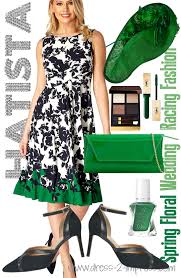 21 fall wedding color palettes that are totally modern. How To Wear Green Green Outfit Ideas 2021 How To Wear Emerald Green 2021 What Goes With Green Outfits With Green 2021 What To Wear To Weddings Outfits For The Races 2021