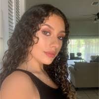 Andrea Escoto's Instagram, Twitter & Facebook