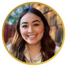 Amanda Ballesteros's Instagram, Twitter & Facebook