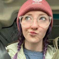 Caroline Lassen (@CareLass)