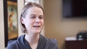 Anna Foy's Instagram, Twitter & Facebook