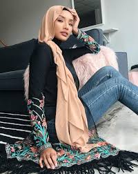 Drama cik reen encik ngok ngek myinfotaip. Biodata Haneesya Hanee Pelakon Drama Cik Reen Encik Ngok Ngek Iluminasi