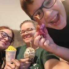 Is it allowed to make witch friends in Illinois?