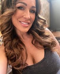 Jeffrey Bleau's Instagram, Twitter & Facebook