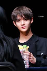 Vamos conhecer mais sobre ele? Wanna One Pics On Twitter Hq 171118 Bae Jinyoung Cr Be Charming ë°°ì§„ì˜ ì§„ì˜ ì›Œë„ˆì› Baejinyoung Wannaone Nothing Without You Jinyoung Https T Co Bsu9ocqinp