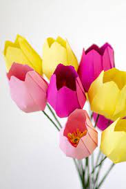 Ein selbstgemachter strauß tulpen, der nie verwelkt. Einfache Papiertulpen Handmade Kultur Blumen Basteln Aus Papier Blumen Basteln Tulpen Basteln