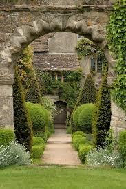 Abbey House Gardens In Malmesbury Wiltshire Where The Cotswold Meets The West Country Featured On Many Tv Dream Garden Beautiful Gardens Garden Inspiration