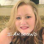 Lauri Bryan's Instagram, Twitter & Facebook