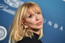 The daughter of grateful dead devotee and first manager hank harrison and psychotherapist linda caroll, courtney love was born courtney michelle harrison in san francisco, california in 1964. Courtney Love Blasts Dave Grohl Accuses Trent Reznor Of Abuse