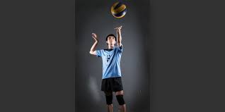 Bola voli merupakan olahraga yang termasuk ke dalam golongan bola besar daftar isi1 apa itu bola besar ?2 teknik dasar voli3 teknik dasar bola voli service3.1 teknik service bawah3.2 teknik servis mengapung atau floating … 4 Teknik Dasar Bola Voli Dan Manfaatnya Untuk Tubuh