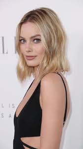Margot Robbie