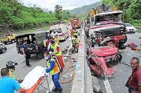Crash, 'likely' due to storm, kills 10 in alabama Mum And Daughter Killed In Horrific Crash On North South Highway Latest Others News The New Paper