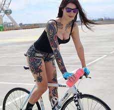 pin on babes on bikes