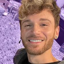 Tony Hamrick's Instagram, Twitter & Facebook