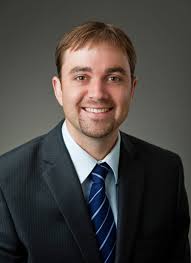 A dog lives on; now the stage is being set for treating humans