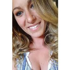 Heather Letts's Instagram, Twitter & Facebook