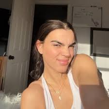 sheridan green (@sheridanmarieg)