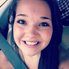 Amber Armstrong (@amberrloveeX0X0)