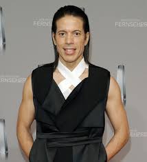 Versandkosten, wenn nicht anders beschrieben melde dich jetzt bei unseren newsletter an um 10% auf deine nächste bestellung zu erhalten. Jorge Gonzales Wird Im Alles Zu Viel Intouch