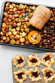 It's certainly possible to cobble together a meal with all the sides, but cooking a beautiful, bountiful vegetarian or vegan main. Your Entire Vegetarian Thanksgiving Dinner On A Sheet Pan
