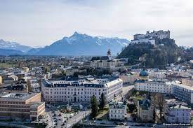 Nov 17, 2020 · capital of the province of the same name, salzburg, in northwest austria, is one of europe's most beautiful cities, both for its architecture and for its magnificent setting. Salzburg Court House Lindner Group