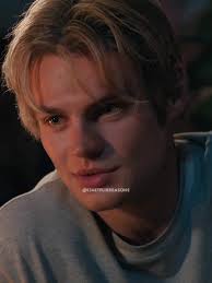 Erin or Jackie? #mylifewiththewalterboys #walterboys #colewalter  #colewalteredit #alexwalteredit #alexwalter #jackiehowardedit #jackiehoward  #jackieandcole #jackieandalex #foryoupage